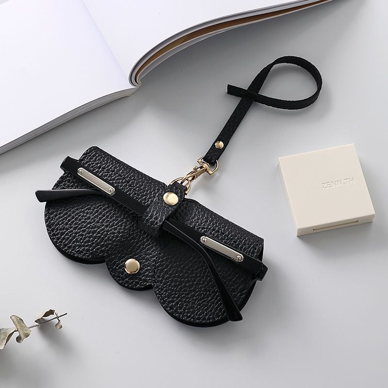 š„This Week's Special āØSoft PU Leather Sunglasses Bagšļø