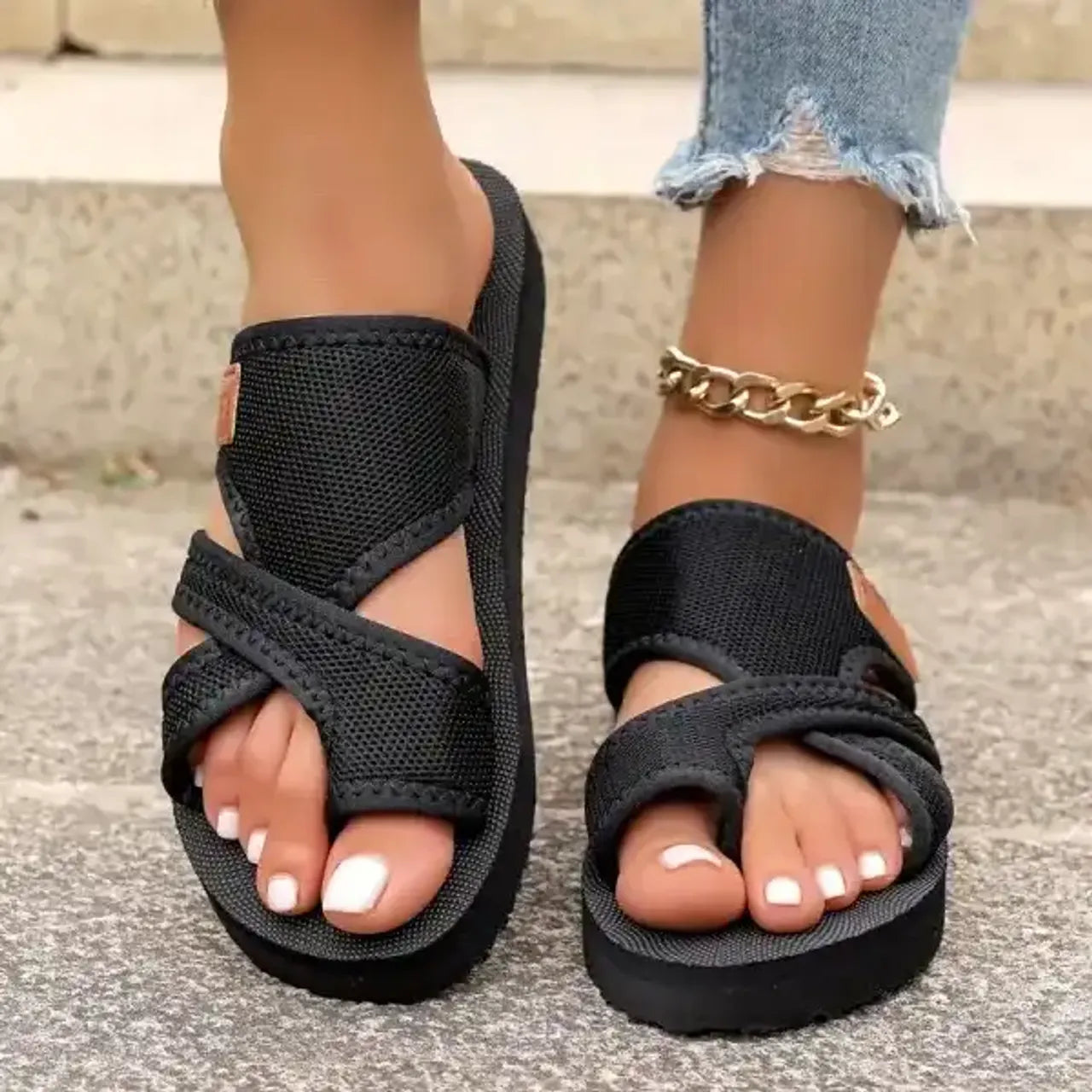 đ„Last Day Promotion 70% OFFđ„ Women's Comfortable Breathable Mesh Flip Flops