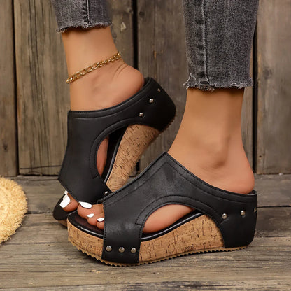 Nova Mid Heel Wedges